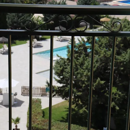 Otel Almirante 3*